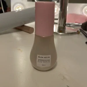 Glow Recipe Watermelon Glow Niacinamide Dew Drops