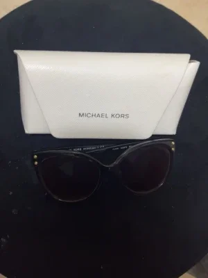 Michael Kors solglasögon