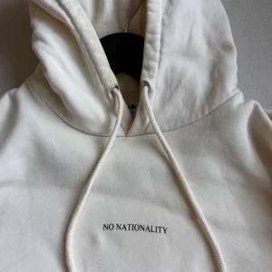 Beige hoodie från NN07