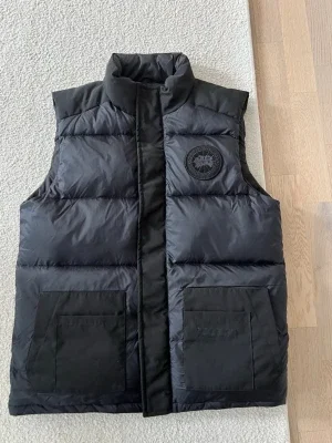 Canada Goose Black Badge Vest