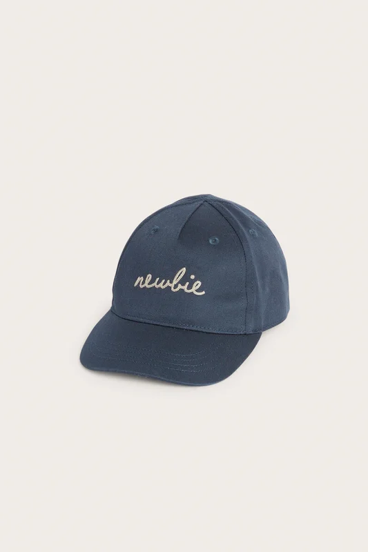 Newbie | Lippis Newbie-logolla Tummansininen 52/54