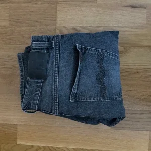 Grå Nudie Lean Dean