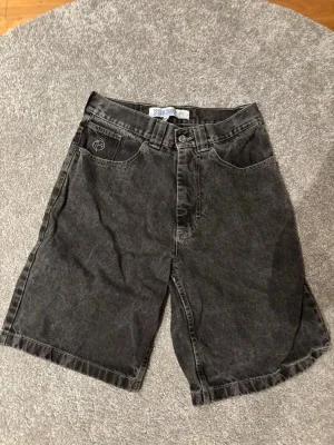 Svarta big boy shorts