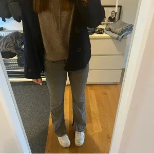 Full length flare jeans petite gina