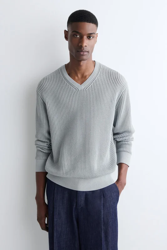 COS Men's Ladder-Stitch Cotton V-Neck Jumper in Grey