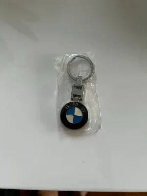 BMW nyckelring i metall