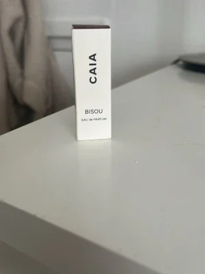 CAIA Bisou Eau de Parfum miniflaska