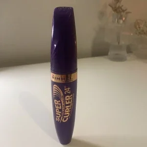 Mascara
