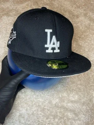Svart LA Dodgers keps New Era