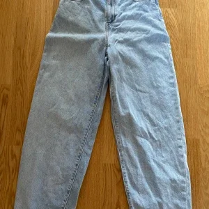 Baggy Levis jeans