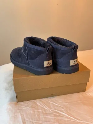 UGG Ultra Mini blå