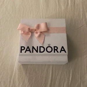 Pandora Ring