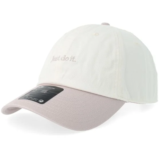 Nike - Blanc unconstructed Casquette - Club Just Do It Sail/Particle Rose/White Dad Cap @ Hatstore