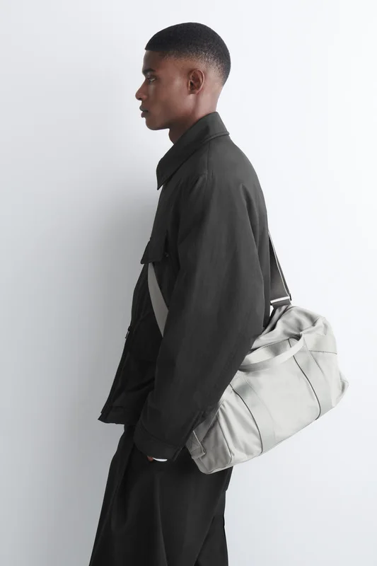 COS Homme Sac De Sport - Nylon Bag in Gris