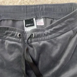Velour byxor