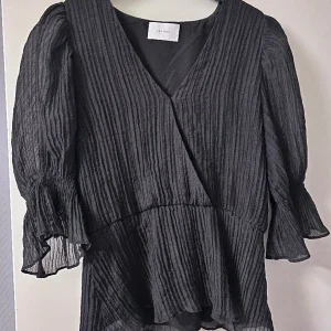 Neo noir blus