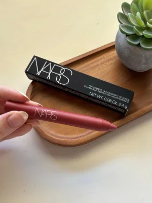 Nars lip Pencil crayon