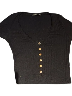 Svart ribbad topp med knappar Pull&Bear