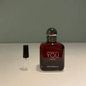 1 ml sample/doftprov av Stronger With You Parfum