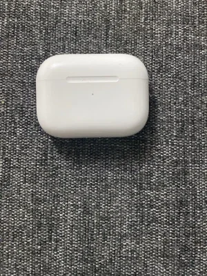 Vita trådlösa hörlurar Apple AirPods Pro 2