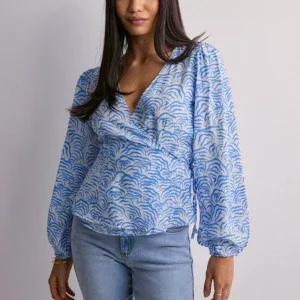 Wrap Top
