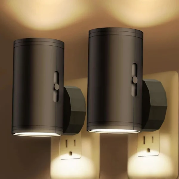 2-pakning LED nattlampe med stikkontakt - skumringssensor, justerbar 5-300 lm, varmhvit, dimbar for kjøkken og gang 2 stk svart