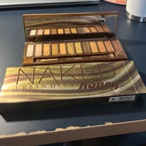 Naked Urban Decay ögonskuggspalett