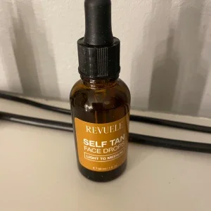 Revuele Self Tan Face Drops