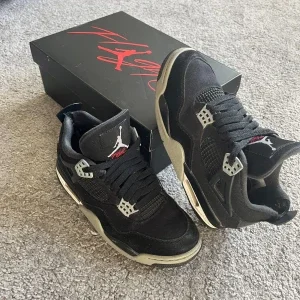 Jordan 4 Retro SE Black Canvas