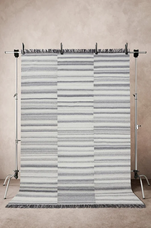 Jotex - Ullteppe 200x300 Cm Ull/Polyester/Viskose Sølv MELLA - Kjøp Ulltepper hos Jotex