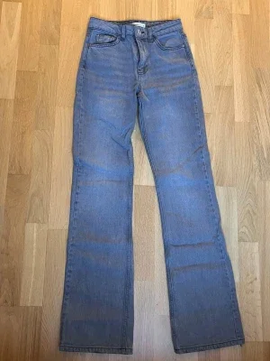 Full length flare petite jeans
