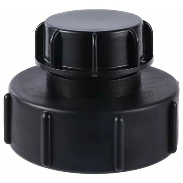 IBC-adapter från S100x8 till S60x6 med grovgänga, utrustad med ett lock. Kompatibel med IBC-tankar för regnvattenuppsamling, fatventiler. Idealisk för