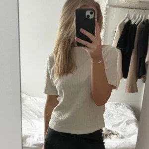 Beige blus