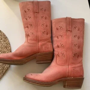 Rosa cowboy stövlar
