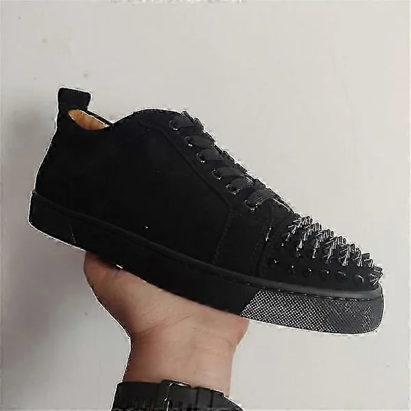 Afslappede sko med rød sål, lav hæl, flad sål, spidse flade sorte sneakers