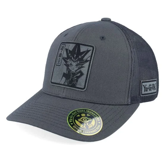 Yu-Gi-Oh! - Grå trucker Caps - Yami Yugi Grey Engraved Grey Trucker - Yu-Gi-Oh @ Hatstore