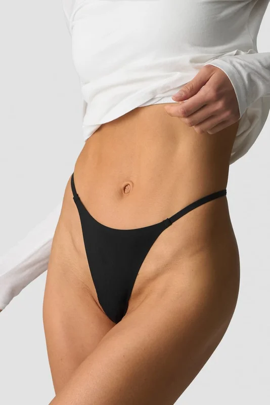 ICANIWILL - Invisible Tanga Thong Black - String - Dam - Träningskläder från ICIW
