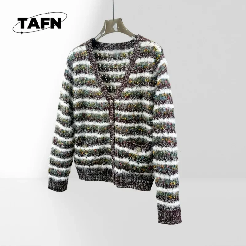 AliExpress - 45 % Wolle, 35 % Acryl, 20 % Nylon, Retro-Chic-Kaschmir-Cardigan für Damen – Premium-Qualität für 2025, lässige Ausflüge AI0958
