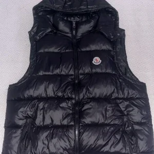 Moncler väst