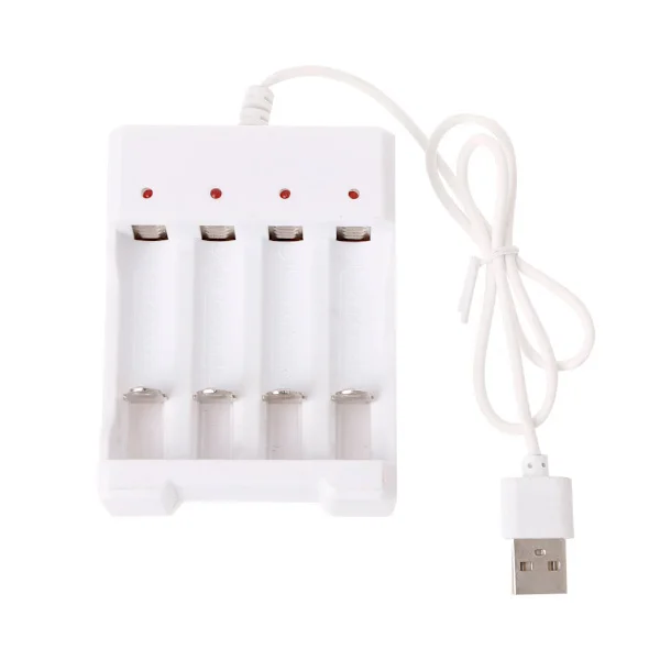 Høyhastighets USB 4-spors rask oppladbar batterilader kortslutning for beskyttelse AAA og AA oppladbart batteri