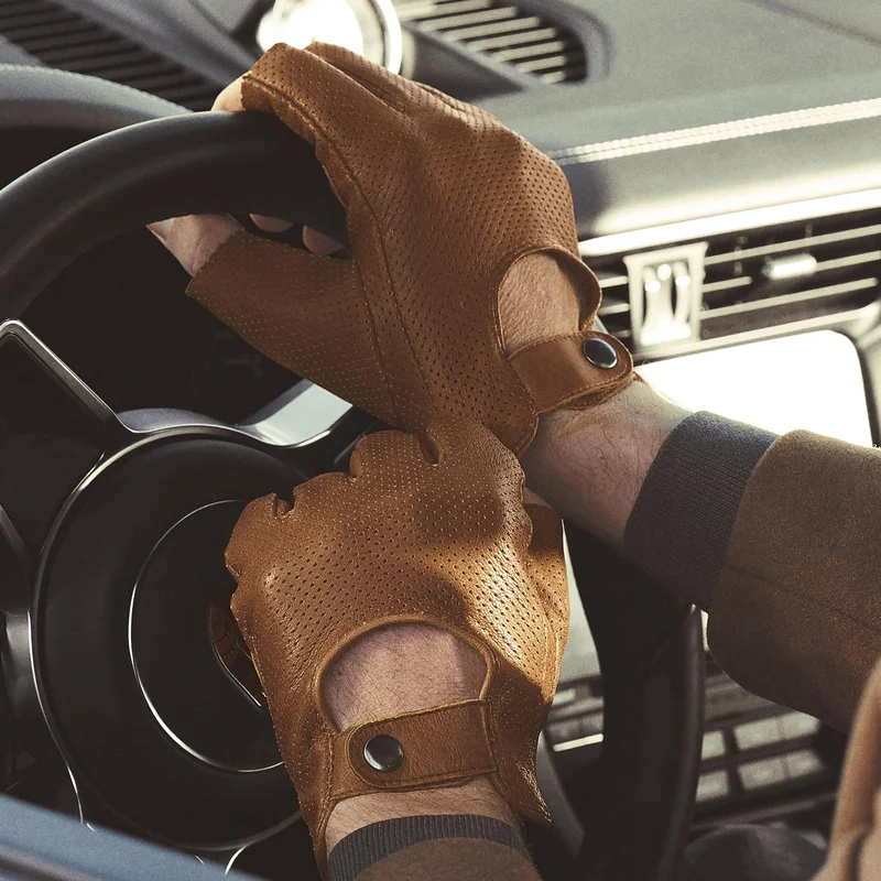True Brown Fingerless Sheep Leather Driving Gloves for Men - Driving Gloves