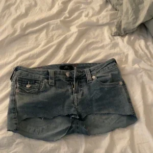 True religion shorts