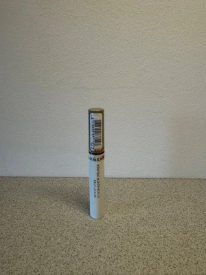Lumene Brightening Eyeshadow Primer