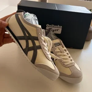 Onitsuka Tiger Mexico 66 sneakers beige