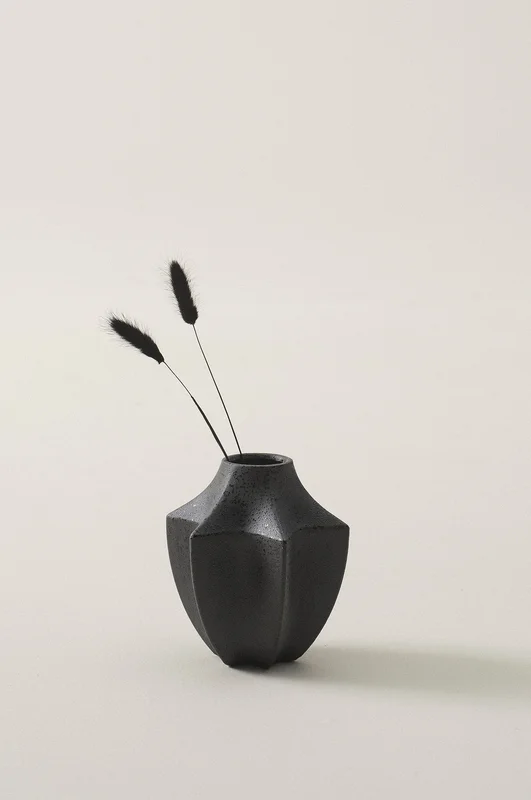 Jotex - Vaas - Hoogte 17,5 Cm Zwart Zwart - BERIT - Koop Vazen bij Jotex