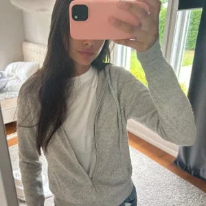 Soft Goat Zip up
