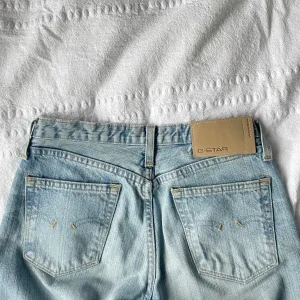 Lågmidjade bootcut jeans