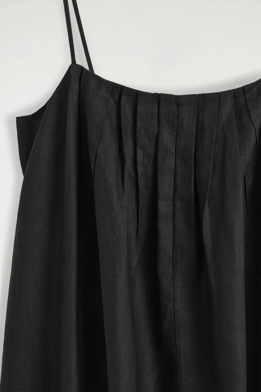 COS Women's Pleated Linen Maxi Dress in Black