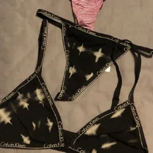 Calvin Klein bralette och trosor