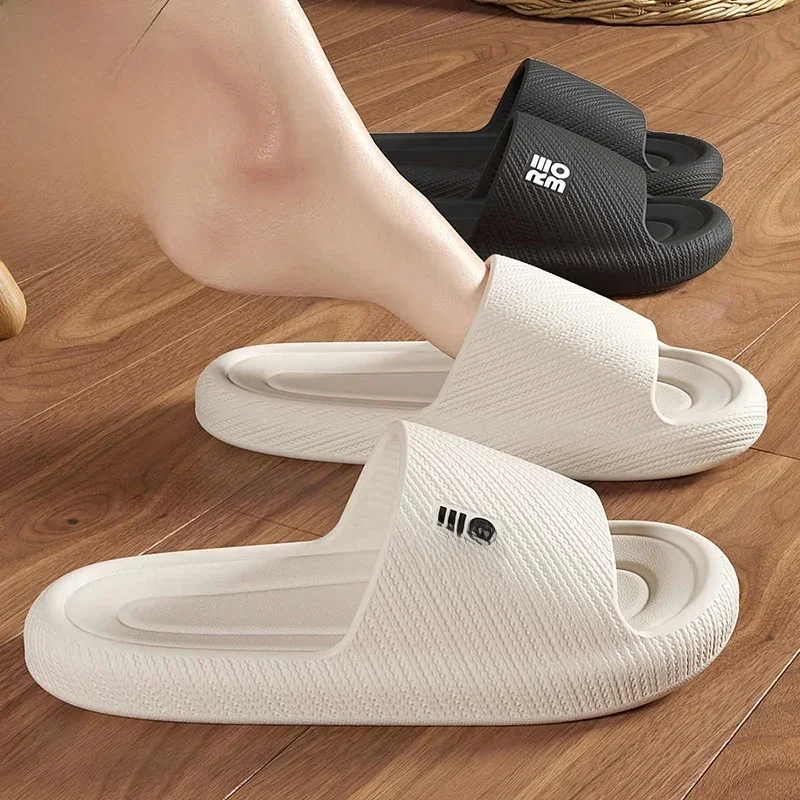 AliExpress - Zomer Mode Slippers Mannen Schoenen Cloud Slippers Voor Mannen Thuis Platte Sandalen Massage Slippers Koppels Badkamer Indoor Slides